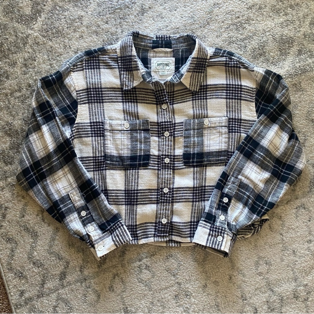 American Eagle Cropped Flannel Shirt - Size M